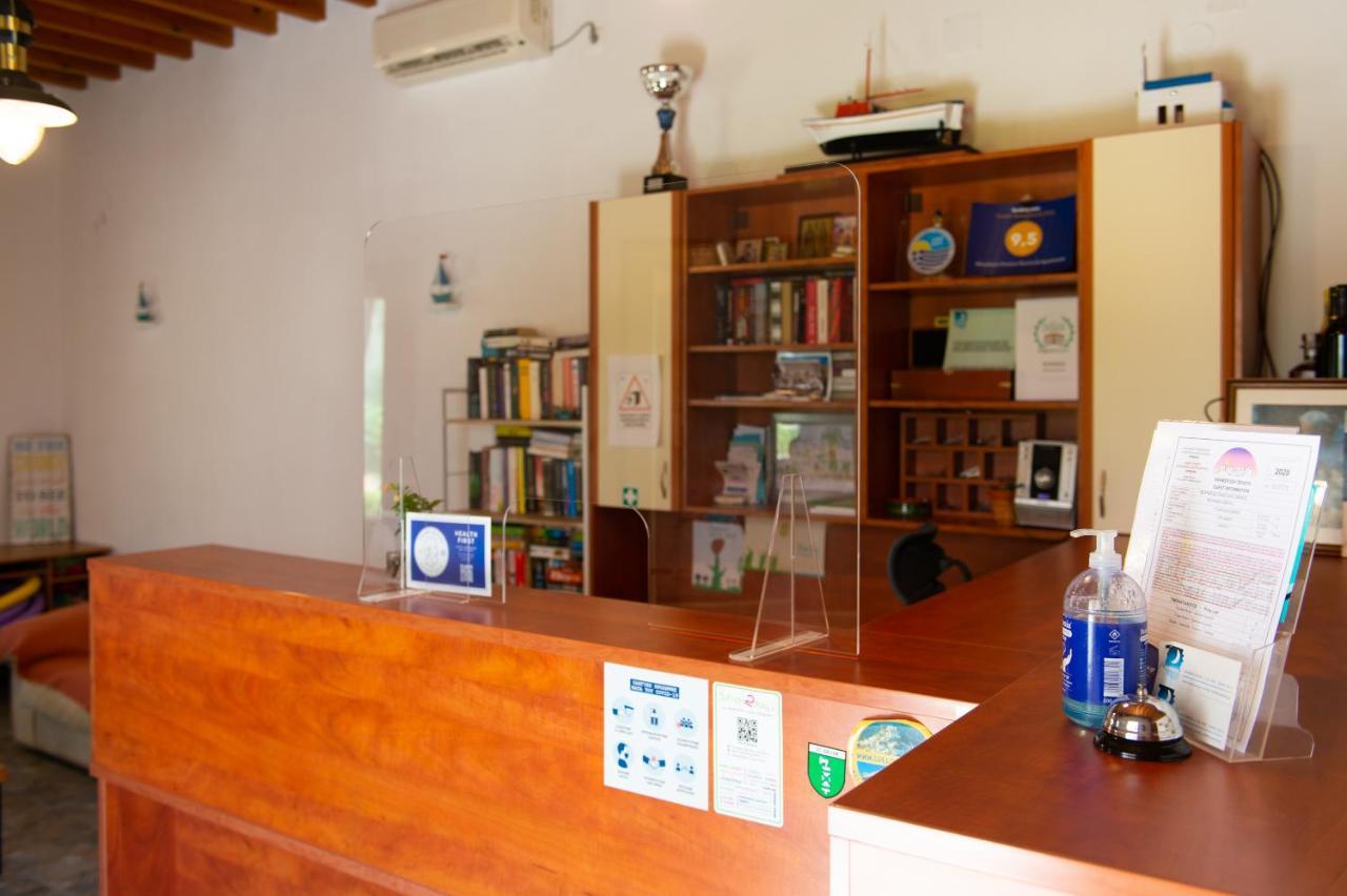 Morpheas Pension Rooms & Apartments Kamares  ภายนอก รูปภาพ