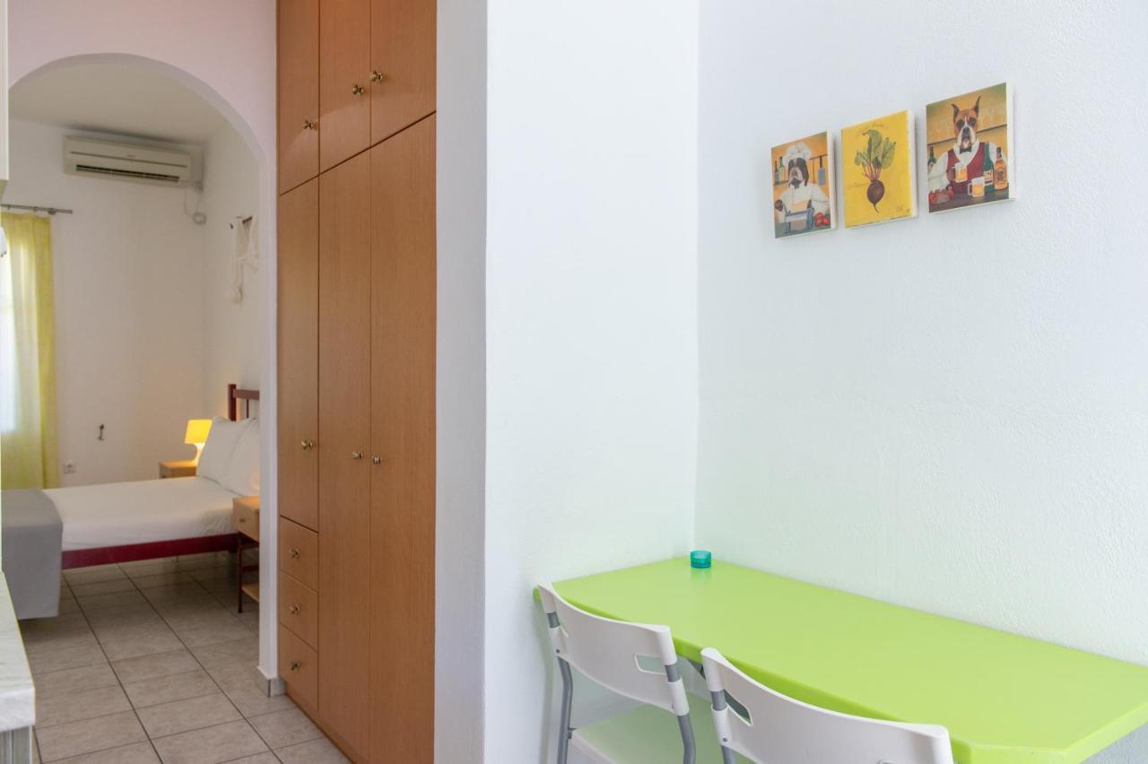 Morpheas Pension Rooms & Apartments Kamares  ภายนอก รูปภาพ