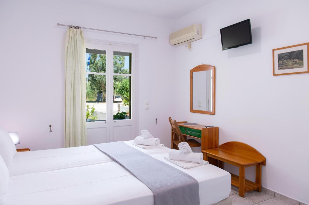 Morpheas Pension Rooms & Apartments Kamares  ภายนอก รูปภาพ