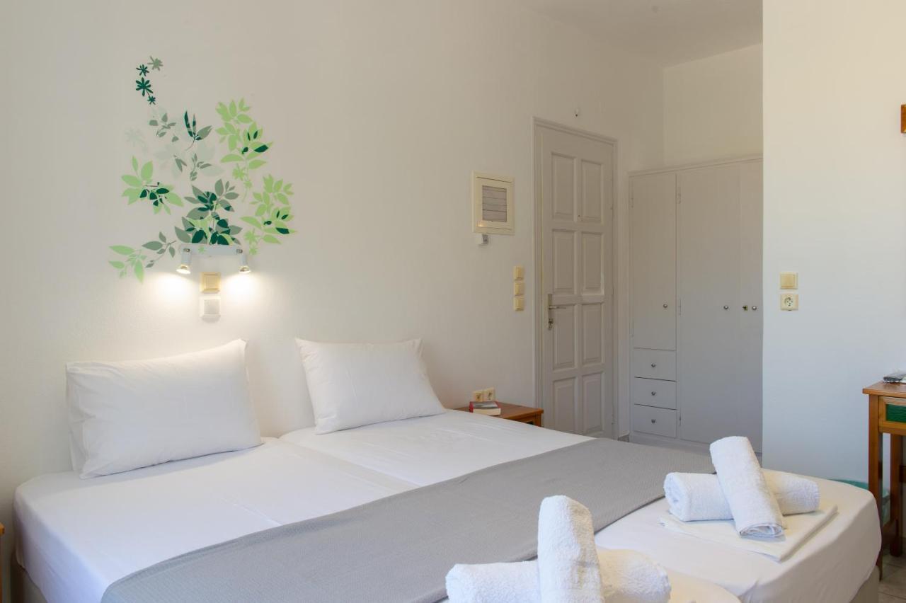 Morpheas Pension Rooms & Apartments Kamares  ภายนอก รูปภาพ