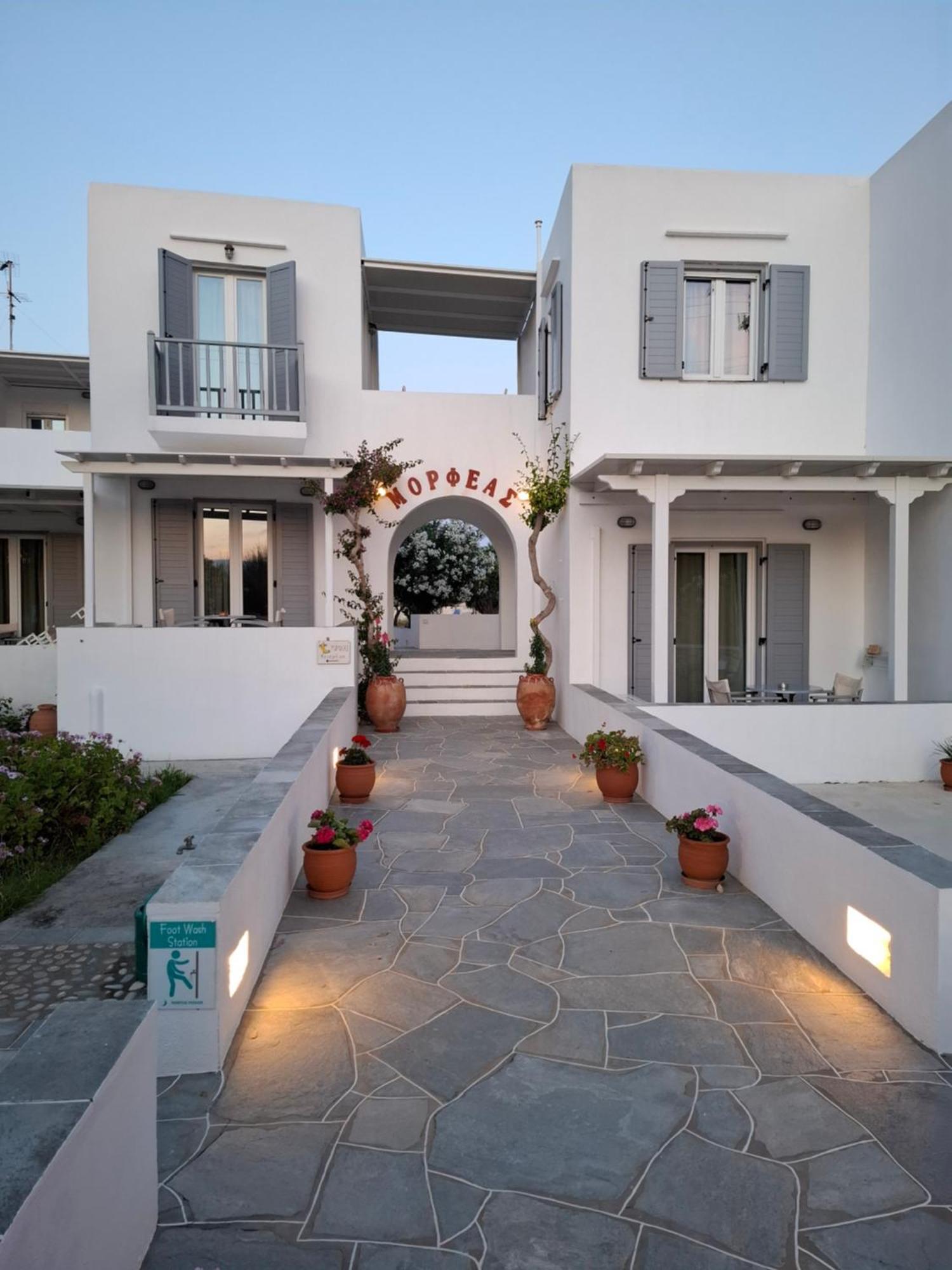 Morpheas Pension Rooms & Apartments Kamares  ภายนอก รูปภาพ